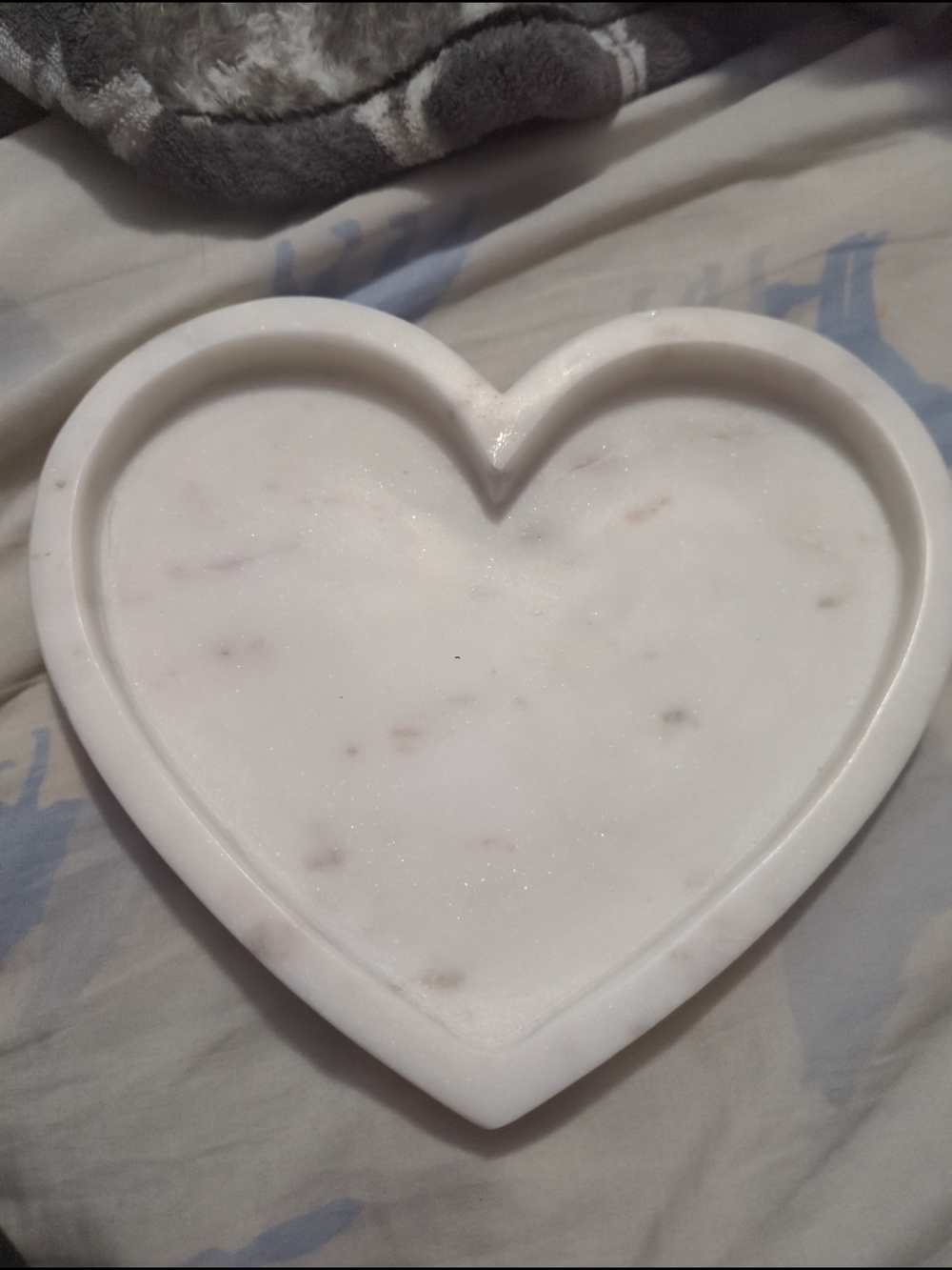 Heart-Shaped Marble Tray - White